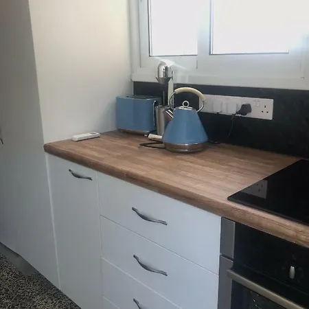 Appartamento Nice Flat In The City Centre And 2 Min From Beach Larnaca